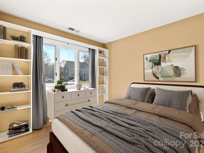 3B Lynx Drive, Black Mountain, NC 28711.  MLS# CAR4292052, YatesRealty ID 33858. Virtually Staged Primary Bedroom - Main Floor