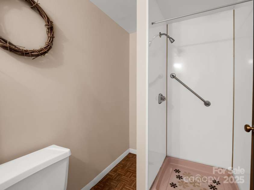845 Greenwood Drive, Hendersonville, NC 28791.  MLS# CAR4290151, YatesRealty ID 33859. Another view of full bathroom in basement