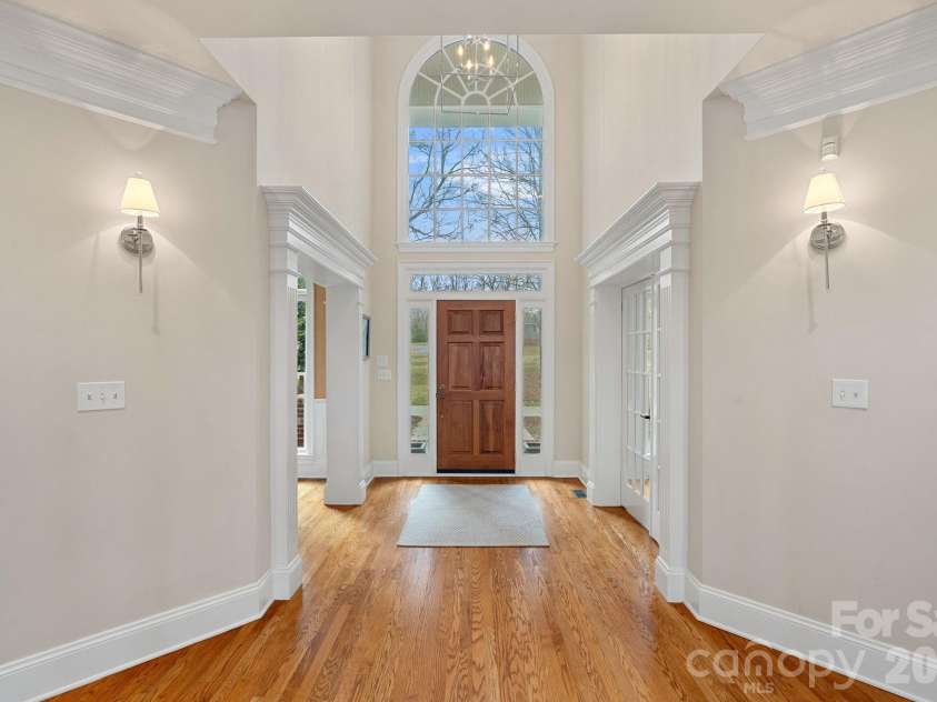 1317 Longleaf Court, Matthews, NC 28104.  MLS# CAR4349389, YatesRealty ID 3386. 
