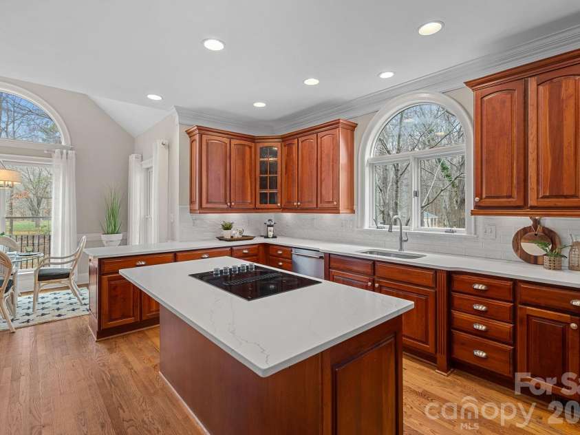 1317 Longleaf Court, Matthews, NC 28104.  MLS# CAR4349389, YatesRealty ID 3386. 