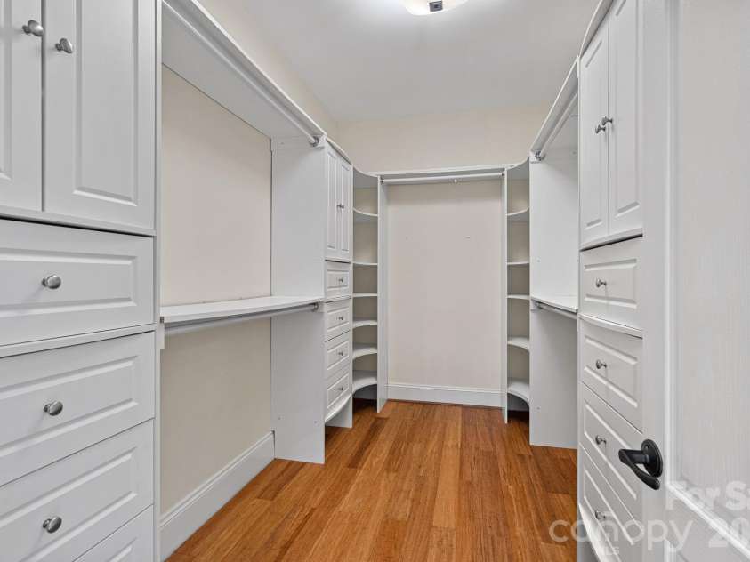 1317 Longleaf Court, Matthews, NC 28104.  MLS# CAR4349389, YatesRealty ID 3386. 