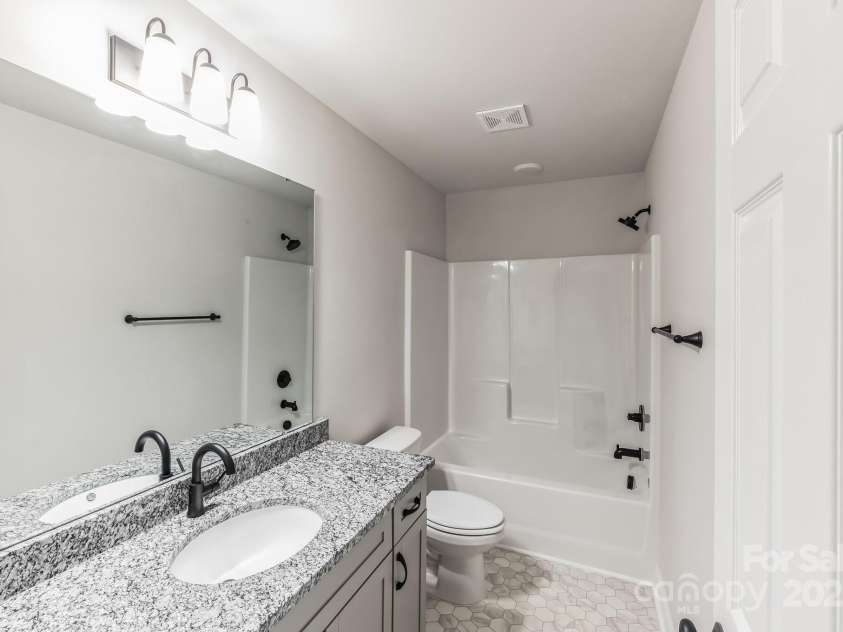 315 Settlemyre Road, Morganton, NC 28655.  MLS# CAR4233163, YatesRealty ID 3386. 