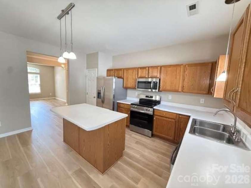 18629 Shawnee Ridge Road, Cornelius, NC 28031.  MLS# CAR4396328, YatesRealty ID 33861. 