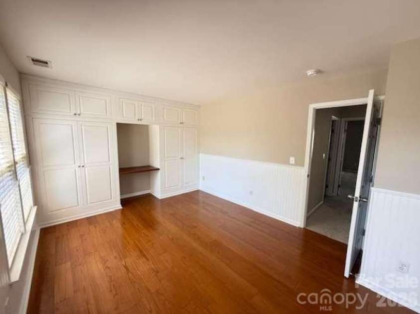 18629 Shawnee Ridge Road, Cornelius, NC 28031.  MLS# CAR4396328, YatesRealty ID 33861. 
