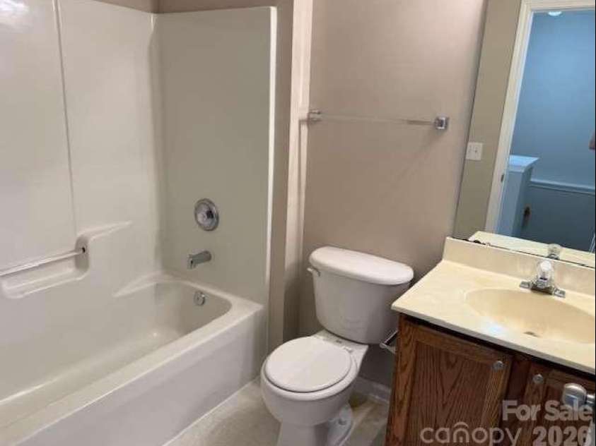 18629 Shawnee Ridge Road, Cornelius, NC 28031.  MLS# CAR4396328, YatesRealty ID 33861. 