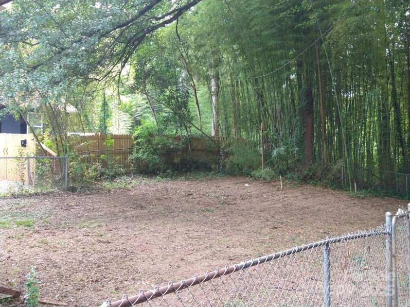 2500 Crispin Avenue, Charlotte, NC 28208.  MLS# CAR4293876, YatesRealty ID 33861. 