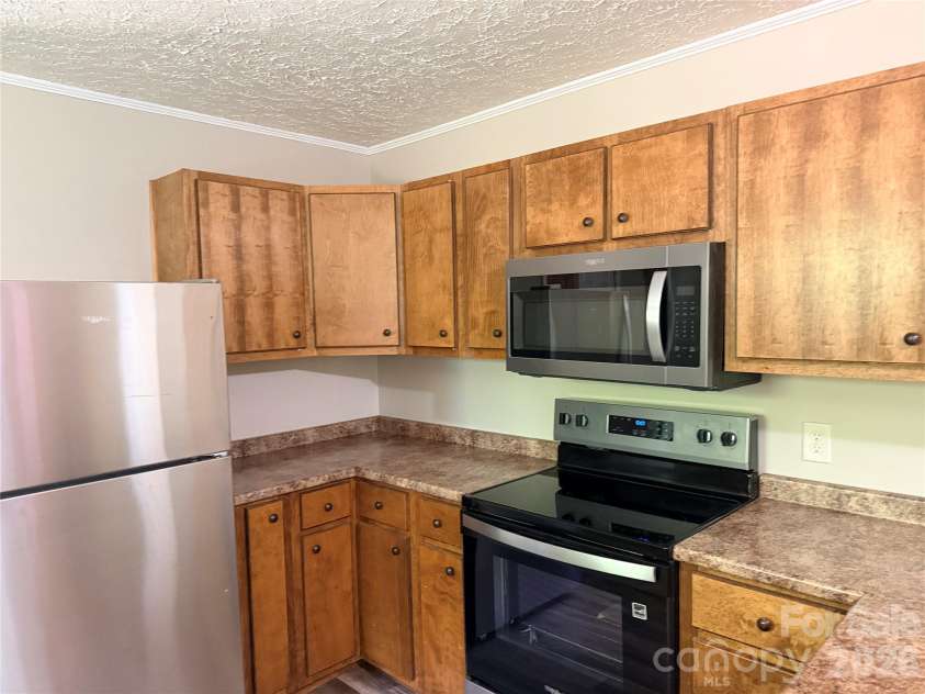 267 Hoopaugh Avenue, Ellenboro, NC 28040.  MLS# CAR4394427, YatesRealty ID 33862. 