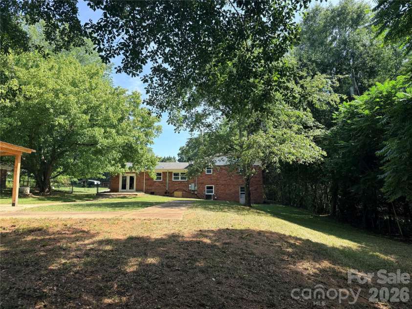 267 Hoopaugh Avenue, Ellenboro, NC 28040.  MLS# CAR4394427, YatesRealty ID 33862. 