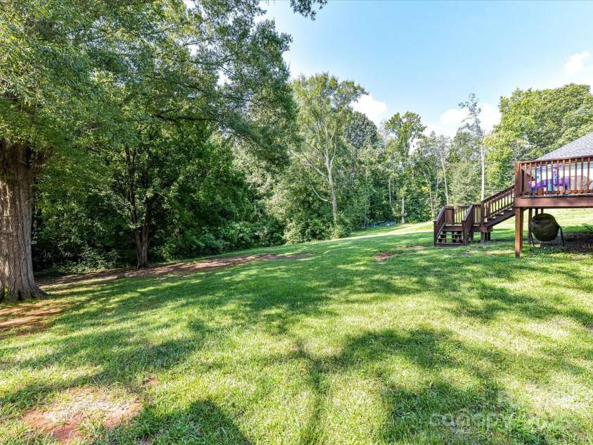 2550 Echerd Street, Kannapolis, NC 28083.  MLS# CAR4290123, YatesRealty ID 33863. Back Yard