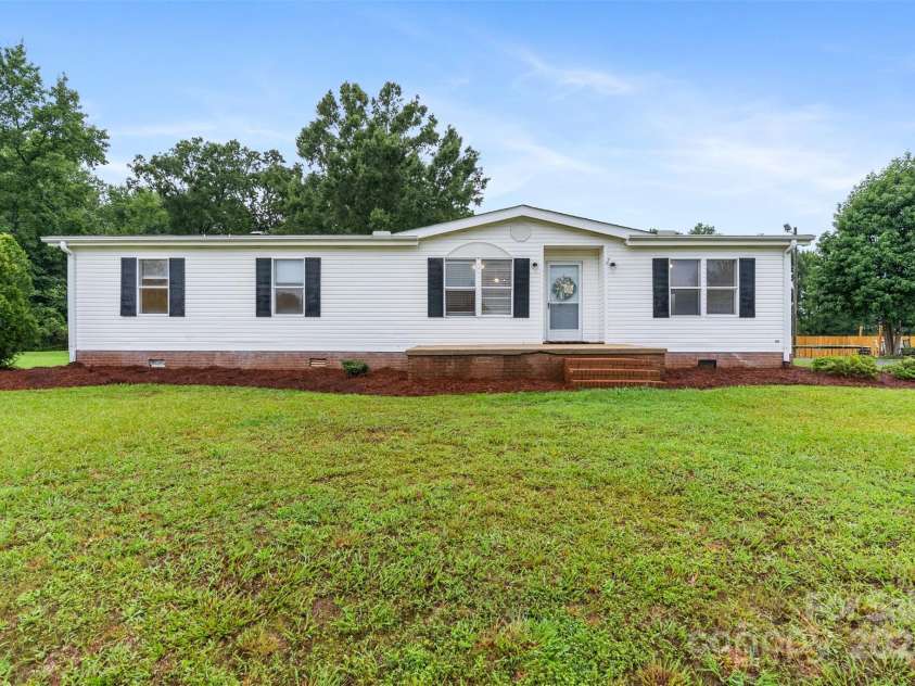 5701 Barrier Road, Concord, NC 28025.  MLS# CAR4291749, YatesRealty ID 33864. 