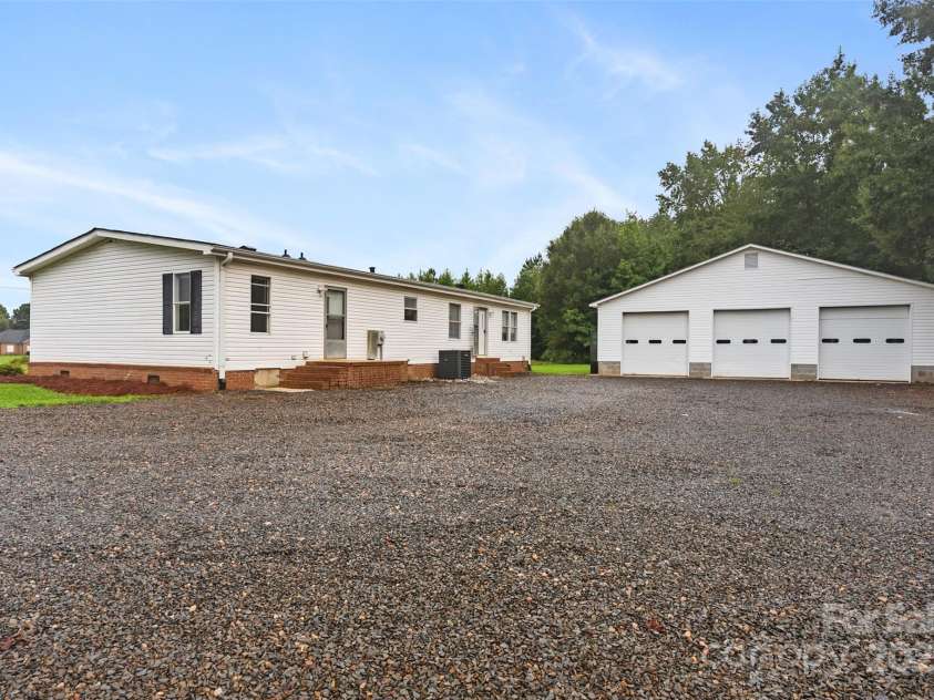 5701 Barrier Road, Concord, NC 28025.  MLS# CAR4291749, YatesRealty ID 33864. 