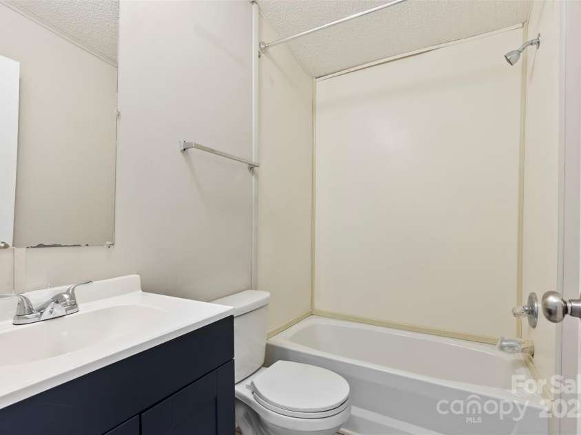 5701 Barrier Road, Concord, NC 28025.  MLS# CAR4291749, YatesRealty ID 33864. 