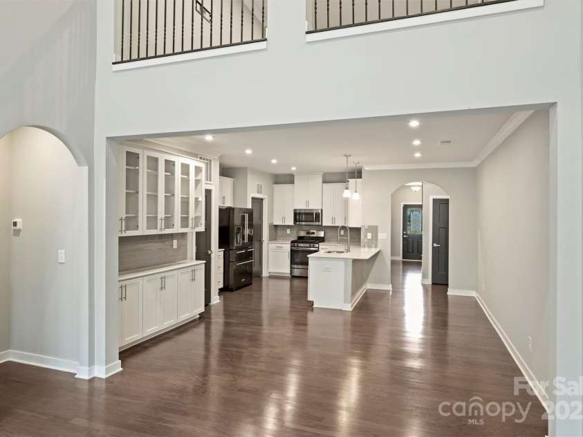 6611 Winterfell Court, Charlotte, NC 28210.  MLS# CAR4290627, YatesRealty ID 33865. 