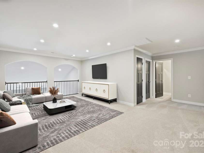 6611 Winterfell Court, Charlotte, NC 28210.  MLS# CAR4290627, YatesRealty ID 33865. 
