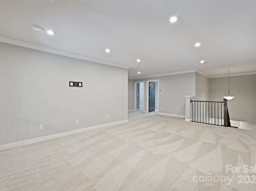 6611 Winterfell Court, Charlotte, NC 28210.  MLS# CAR4290627, YatesRealty ID 33865. 