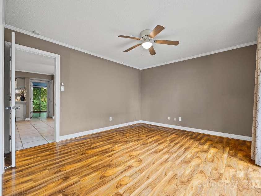 4134 Charlotte Highway, Lake Wylie, SC 29710.  MLS# CAR4291594, YatesRealty ID 33866. 