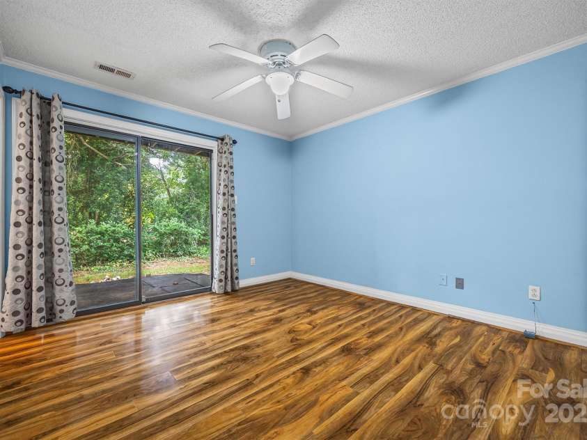 4134 Charlotte Highway, Lake Wylie, SC 29710.  MLS# CAR4291594, YatesRealty ID 33866. 