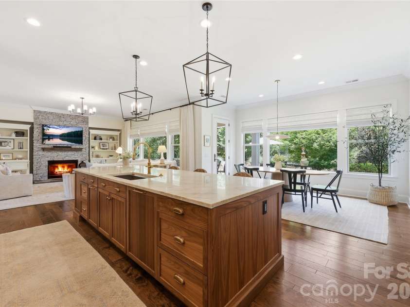 2082 Tatton Hall Road, Fort Mill, SC 29715.  MLS# CAR4389128, YatesRealty ID 33867. 
