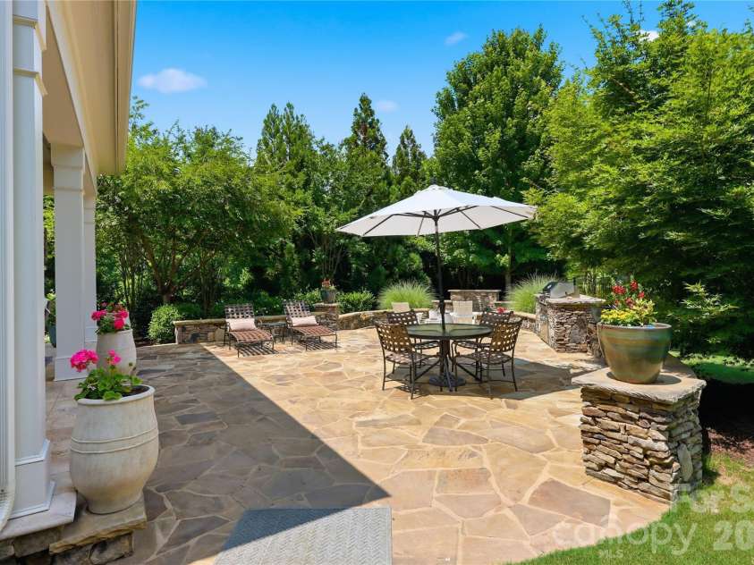 2082 Tatton Hall Road, Fort Mill, SC 29715.  MLS# CAR4389128, YatesRealty ID 33867. 