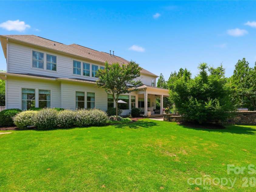 2082 Tatton Hall Road, Fort Mill, SC 29715.  MLS# CAR4389128, YatesRealty ID 33867. 