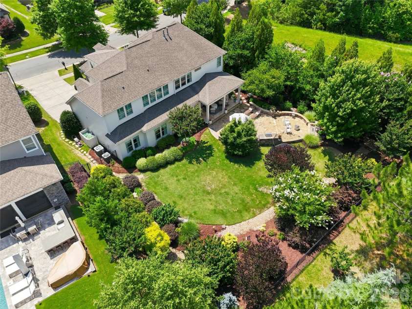 2082 Tatton Hall Road, Fort Mill, SC 29715.  MLS# CAR4389128, YatesRealty ID 33867. 