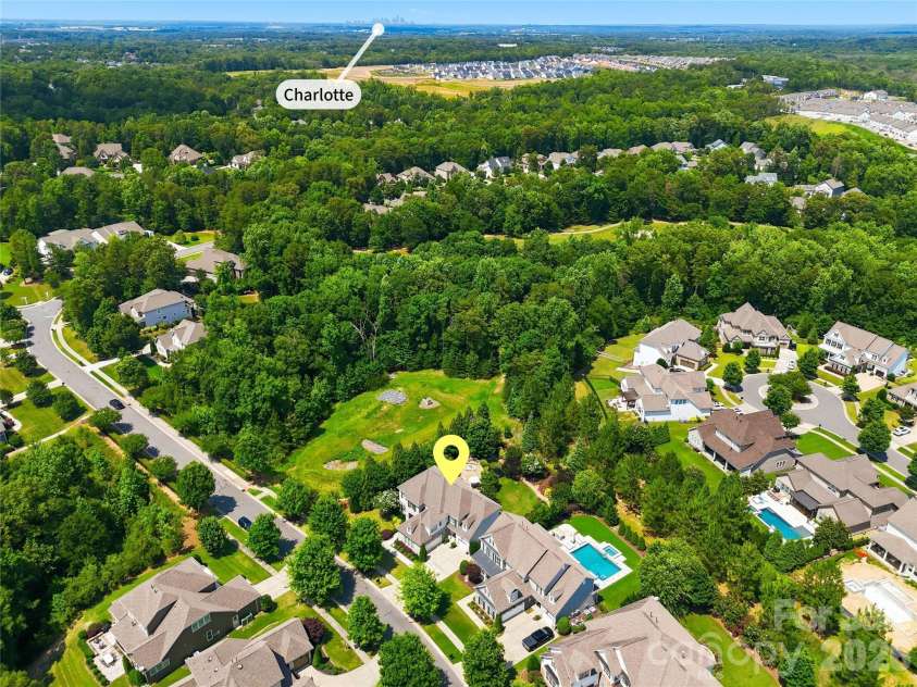 2082 Tatton Hall Road, Fort Mill, SC 29715.  MLS# CAR4389128, YatesRealty ID 33867. 