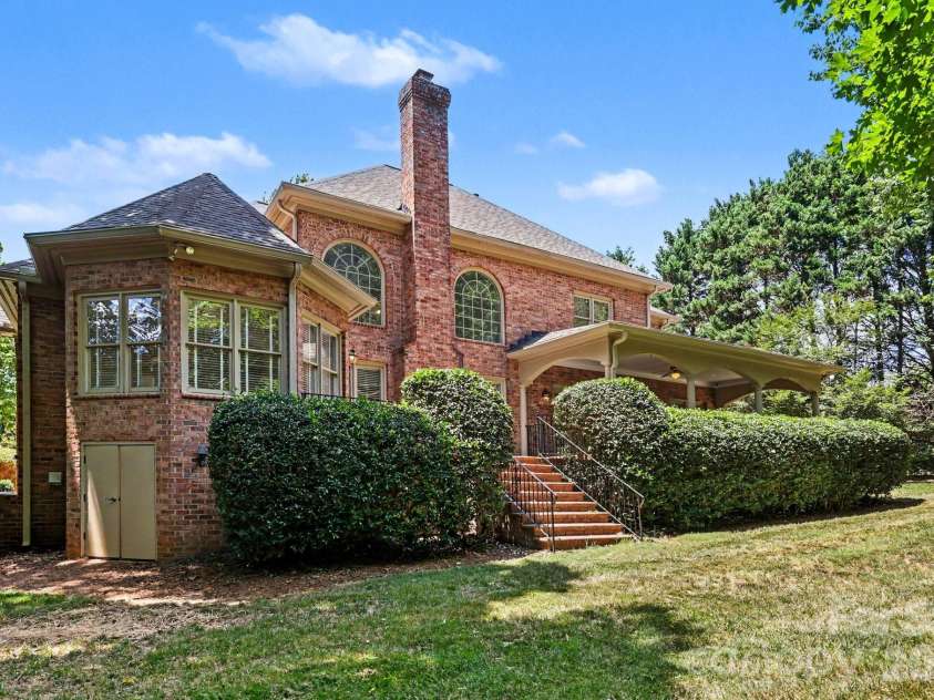 12035 Olympic Club Drive, Charlotte, NC 28277.  MLS# CAR4396643, YatesRealty ID 33871. 