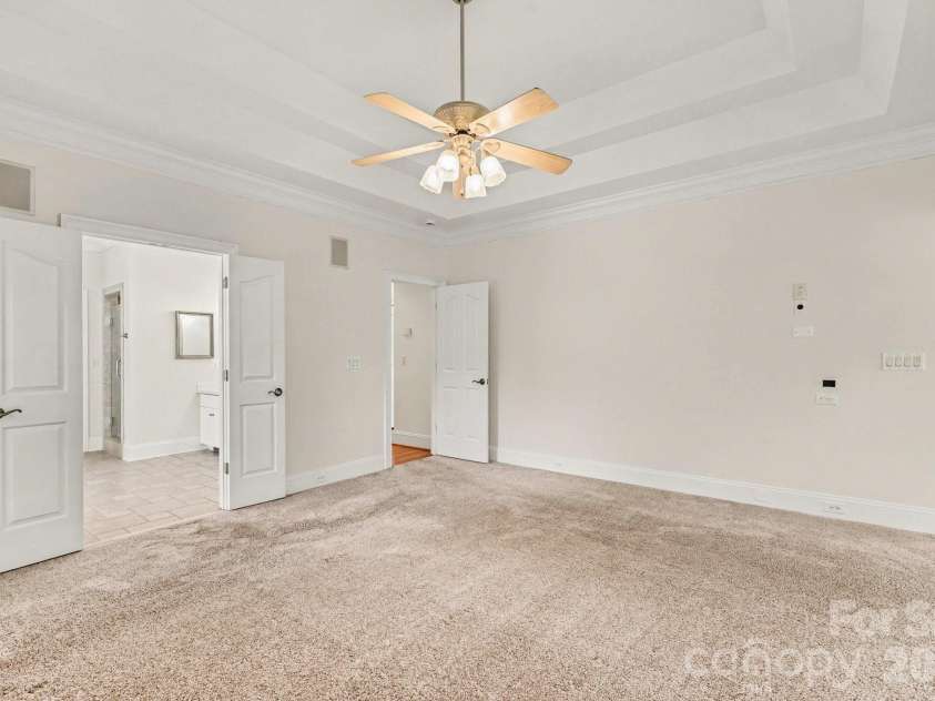 12035 Olympic Club Drive, Charlotte, NC 28277.  MLS# CAR4396643, YatesRealty ID 33871. 