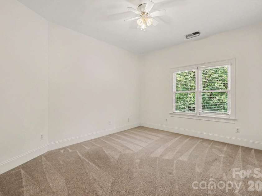 12035 Olympic Club Drive, Charlotte, NC 28277.  MLS# CAR4396643, YatesRealty ID 33871. 