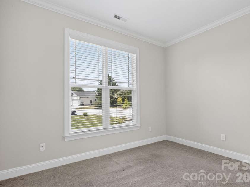 122 Cheraw Lane, Flat Rock, NC 28731.  MLS# CAR4395581, YatesRealty ID 33875. Bedroom