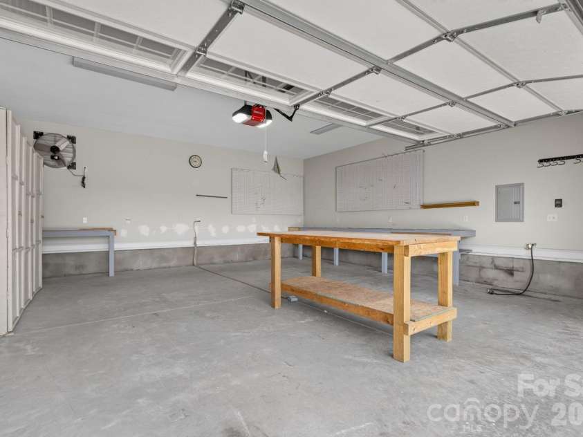 122 Cheraw Lane, Flat Rock, NC 28731.  MLS# CAR4395581, YatesRealty ID 33875. Garage