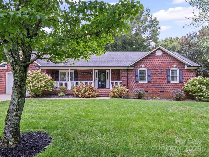 4505 Varner Drive, Monroe, NC 28110.  MLS# CAR4288744, YatesRealty ID 33875. 