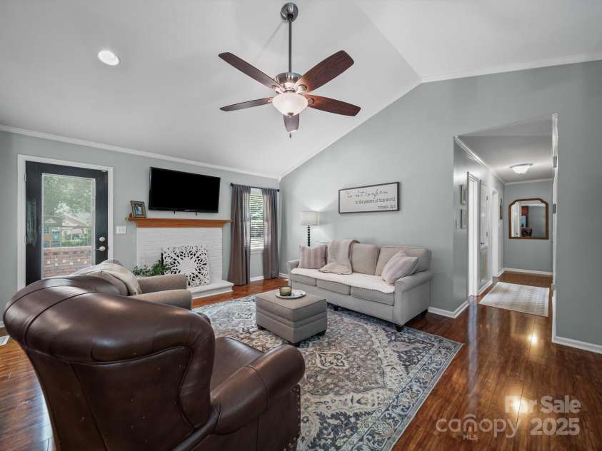 4505 Varner Drive, Monroe, NC 28110.  MLS# CAR4288744, YatesRealty ID 33875. Great Room