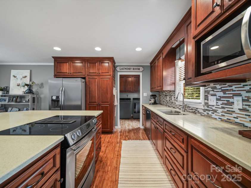 4505 Varner Drive, Monroe, NC 28110.  MLS# CAR4288744, YatesRealty ID 33875. Kitchen