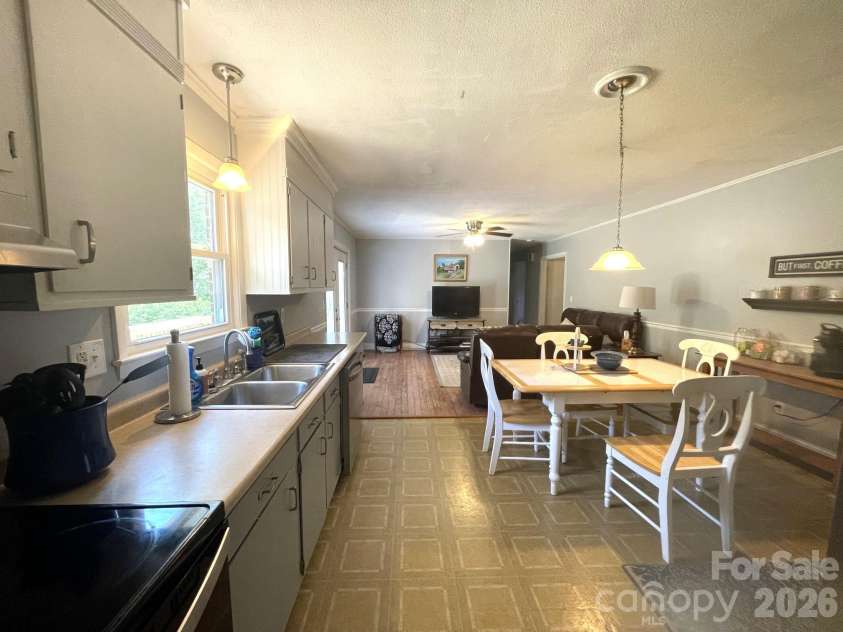 130 Ridgeland Drive, Rutherfordton, NC 28139.  MLS# CAR4398241, YatesRealty ID 33876. 
