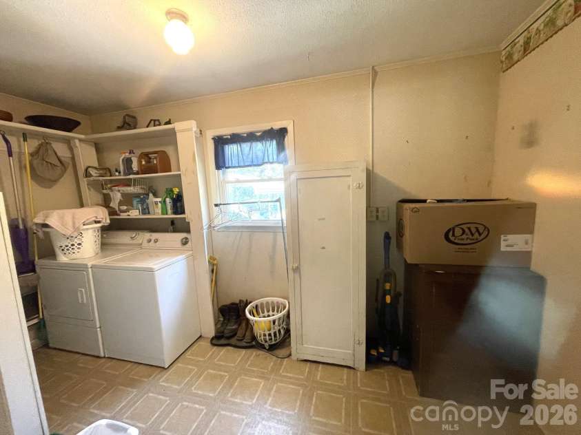 130 Ridgeland Drive, Rutherfordton, NC 28139.  MLS# CAR4398241, YatesRealty ID 33876. 