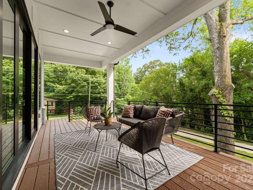 5610 Farmbrook Drive, Charlotte, NC 28210.  MLS# CAR4222657, YatesRealty ID 33876. 