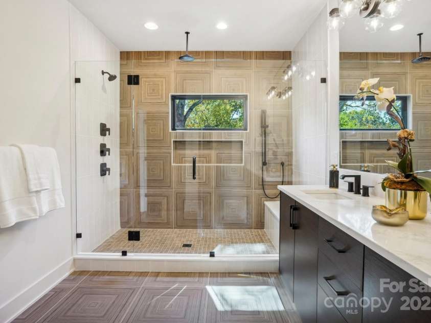 5610 Farmbrook Drive, Charlotte, NC 28210.  MLS# CAR4222657, YatesRealty ID 33876. 