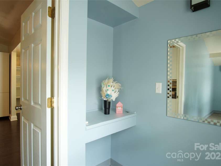 3974 Pleasant Plains Road, Matthews, NC 28104.  MLS# CAR4281444, YatesRealty ID 33878. 