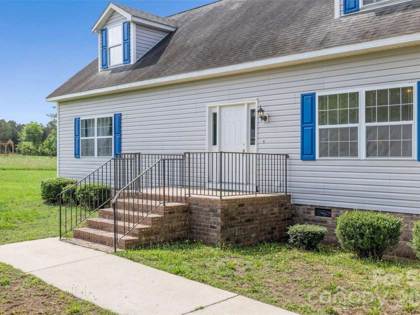 519 Birdie Haven Drive, Chester, SC 29706.  MLS# CAR4387286, YatesRealty ID 33878. 