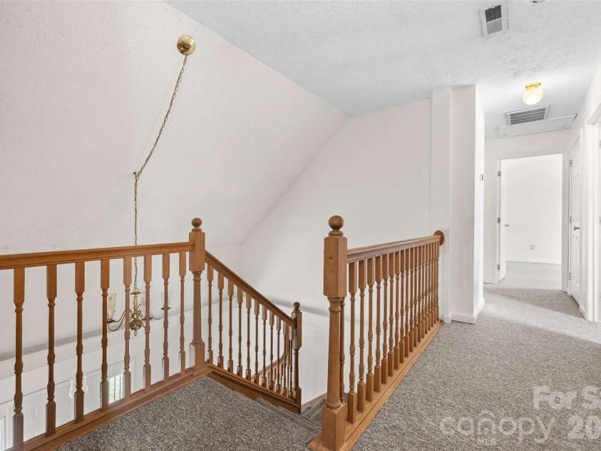 519 Birdie Haven Drive, Chester, SC 29706.  MLS# CAR4387286, YatesRealty ID 33878. 