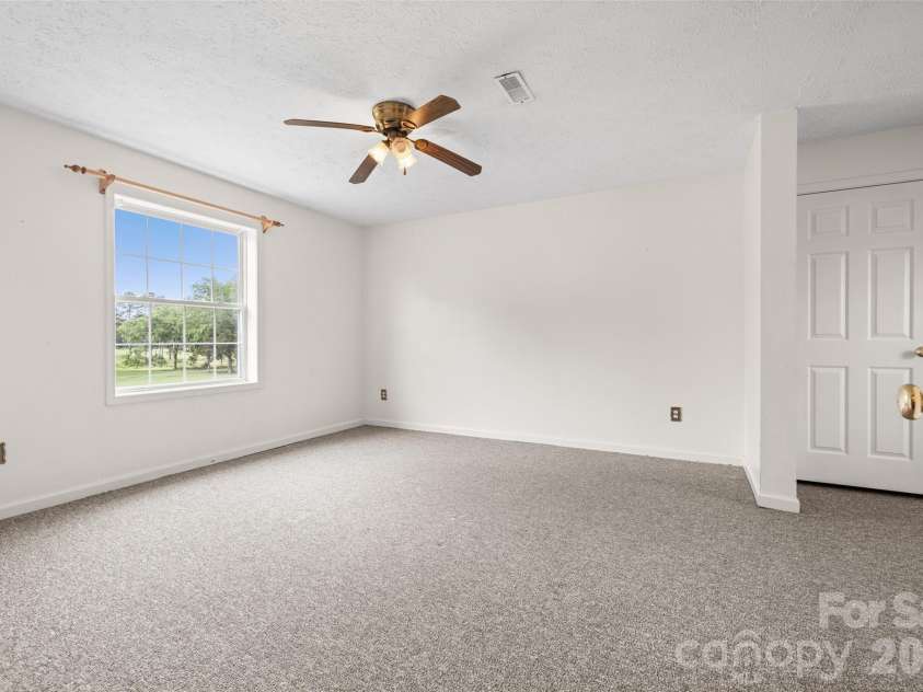 519 Birdie Haven Drive, Chester, SC 29706.  MLS# CAR4387286, YatesRealty ID 33878. 