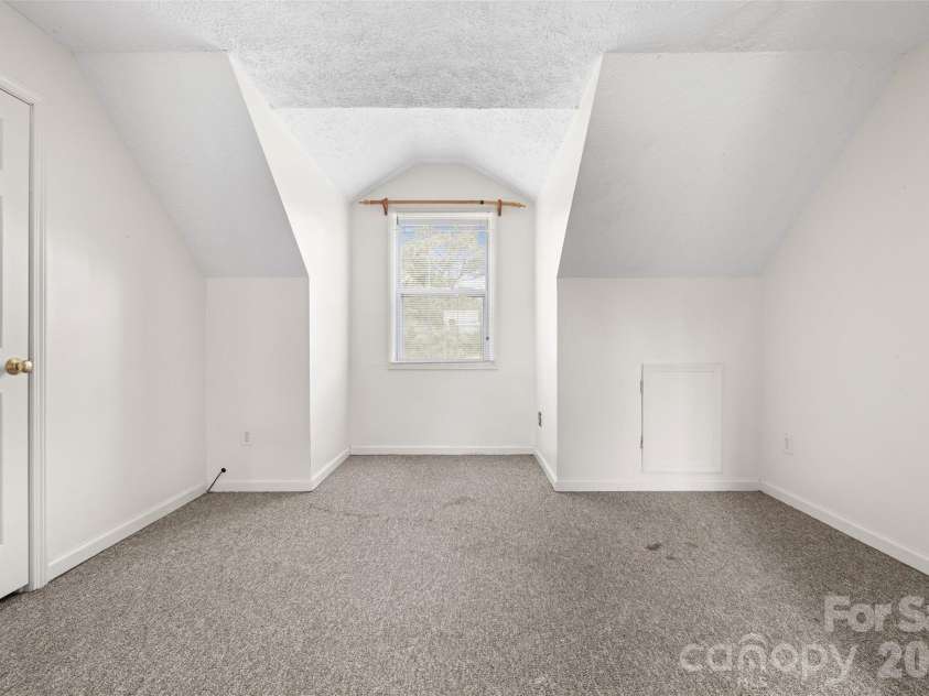 519 Birdie Haven Drive, Chester, SC 29706.  MLS# CAR4387286, YatesRealty ID 33878. 