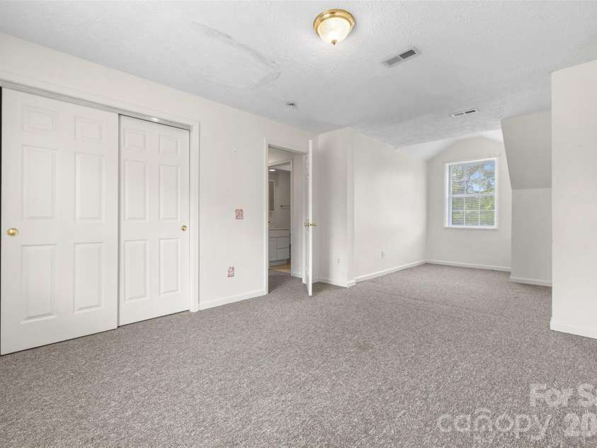 519 Birdie Haven Drive, Chester, SC 29706.  MLS# CAR4387286, YatesRealty ID 33878. 