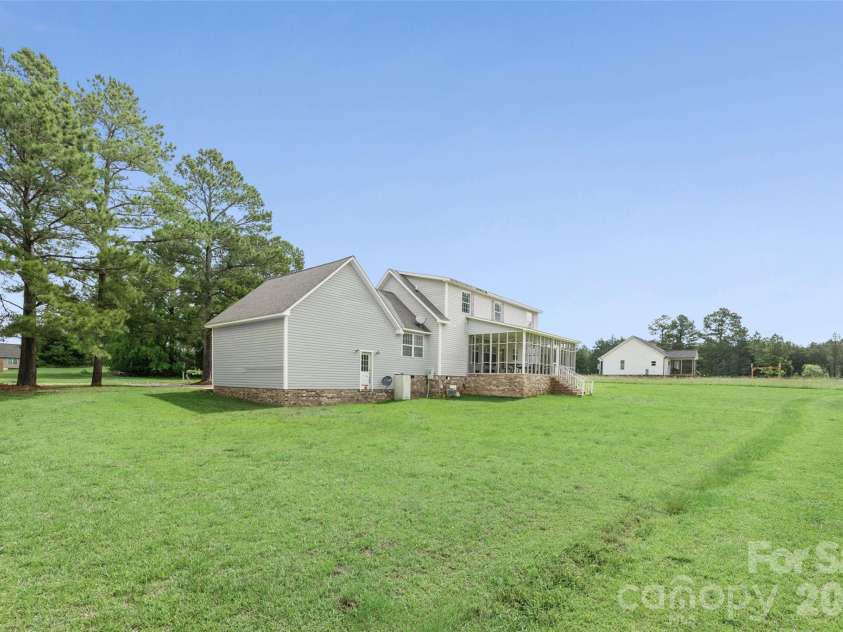 519 Birdie Haven Drive, Chester, SC 29706.  MLS# CAR4387286, YatesRealty ID 33878. 