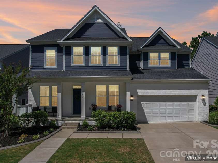 1074 Weir Court, Fort Mill, SC 29708.  MLS# CAR4379381, YatesRealty ID 33879. 