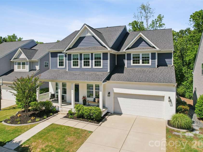 1074 Weir Court, Fort Mill, SC 29708.  MLS# CAR4379381, YatesRealty ID 33879. 