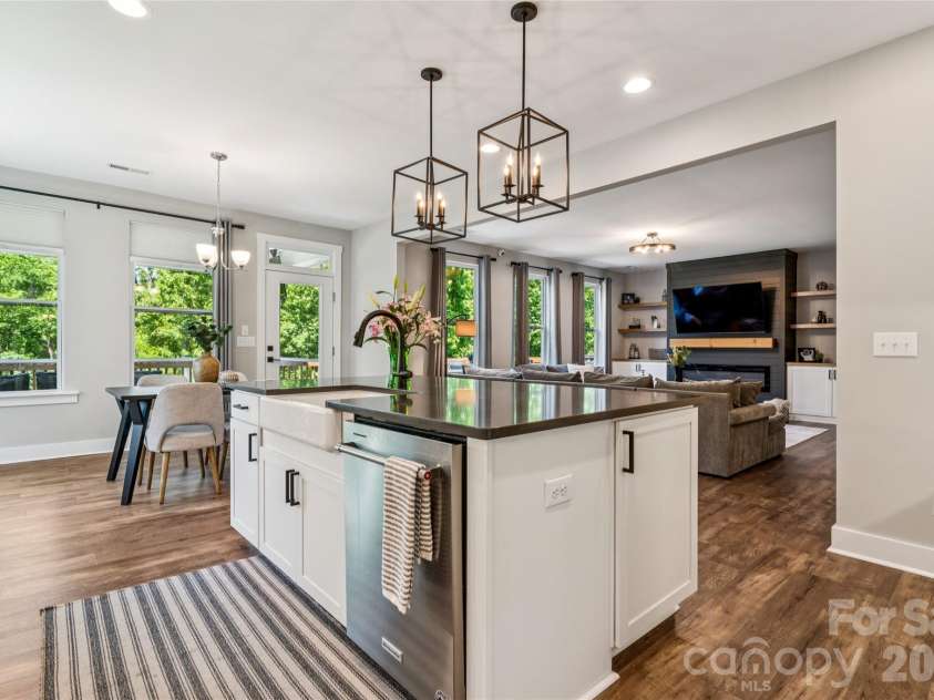1074 Weir Court, Fort Mill, SC 29708.  MLS# CAR4379381, YatesRealty ID 33879. 
