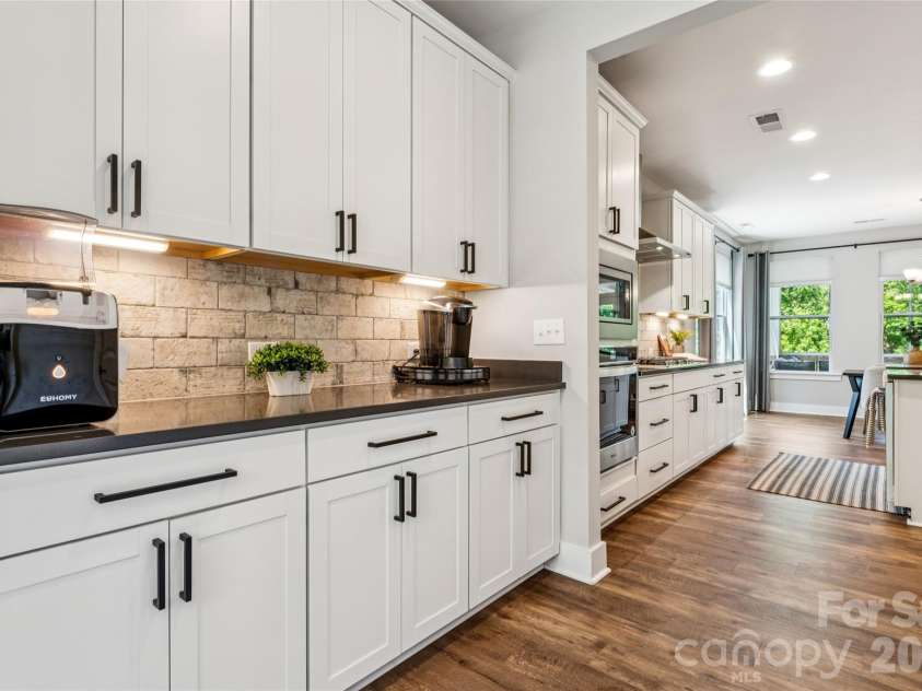 1074 Weir Court, Fort Mill, SC 29708.  MLS# CAR4379381, YatesRealty ID 33879. 