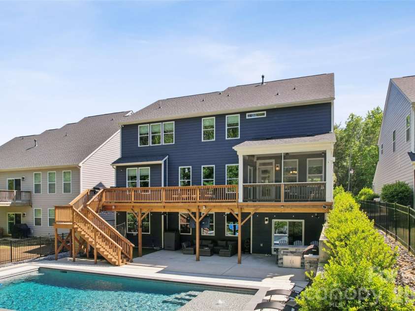 1074 Weir Court, Fort Mill, SC 29708.  MLS# CAR4379381, YatesRealty ID 33879. 